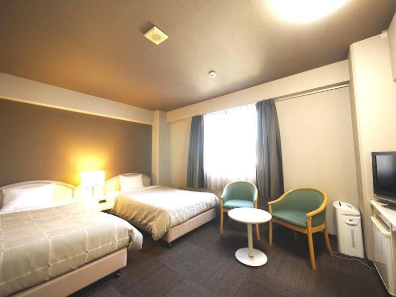 Hotel Route-Inn Kitamatsudo Ekimae Exterior foto